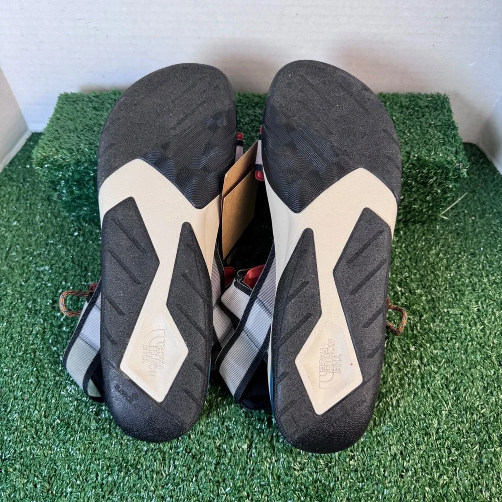 The North Face Skeena Sport Sandal Mens 11 Sandstone Black‎ NF0A5JC68FI-110 NEW
